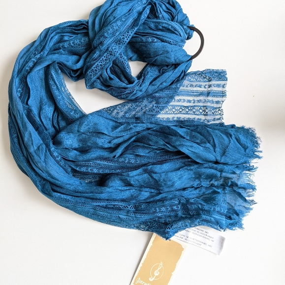 BNWOT blue scarf with lace - Picture 2 of 3
